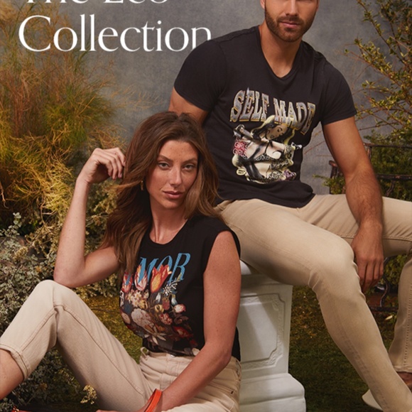 Guess Limited (Concert) Edition (Venom) Summer Slam V-Neck T-Shirt - Picture 1 of 4